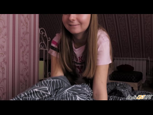 ❤️ Blondie nqus nws BFF qhov tob thiab tau Cum hauv nws lub qhov ncauj ❤️❌ porn ntawm peb ib